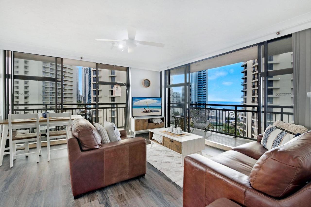 Apartment Getaway With Ocean Views - Coasthm Gold Coast